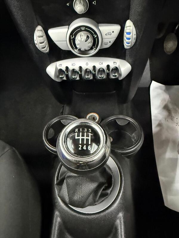 2009 MINI Hatch