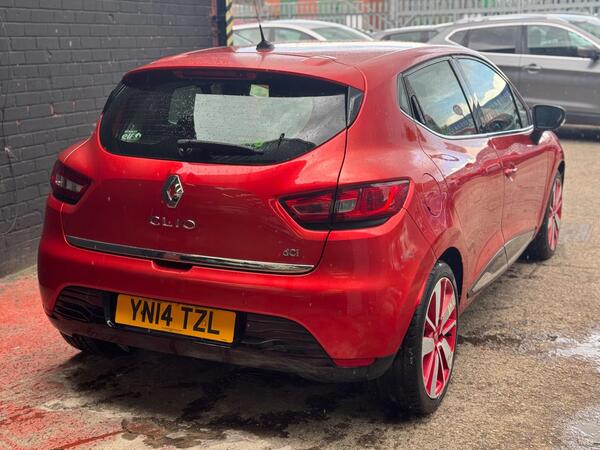 2014 Renault Clio 1.5 dCi Dynamique S MediaNav Euro 5 (s/s) 5dr