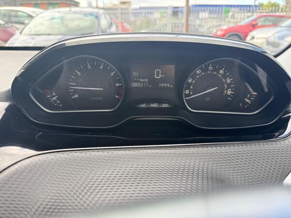 2017 Peugeot 2008 1.2 PureTech Active (Euro 6) 5dr