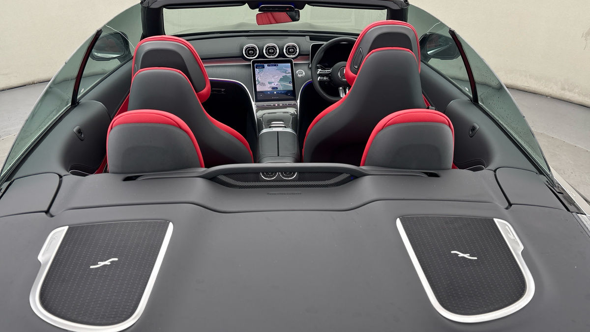 2025 Mercedes-Benz CLE 2.0 CLE220d MHEV AMG Line (Premium Plus) Cabriolet