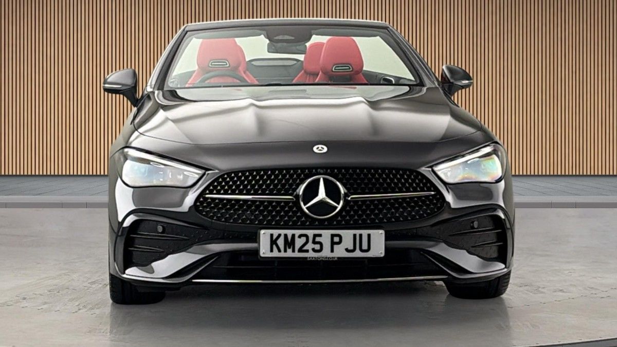 2025 Mercedes-Benz CLE 2.0 CLE220d MHEV AMG Line (Premium Plus) Cabriolet