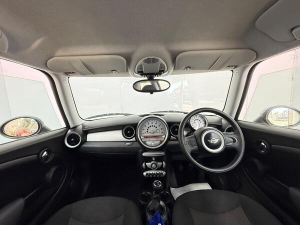 2009 MINI Hatch