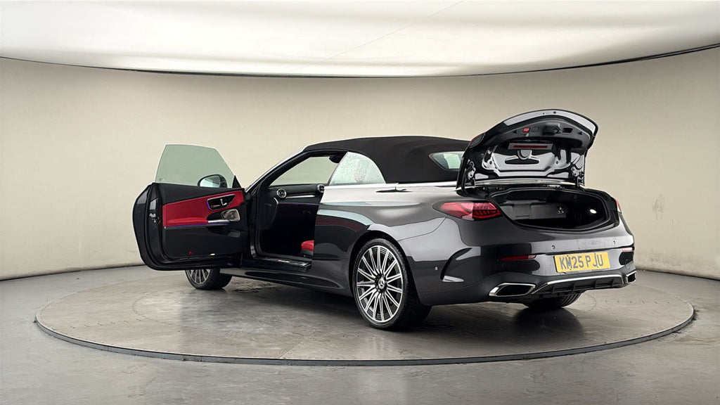 2025 Mercedes-Benz CLE 2.0 CLE220d MHEV AMG Line (Premium Plus) Cabriolet