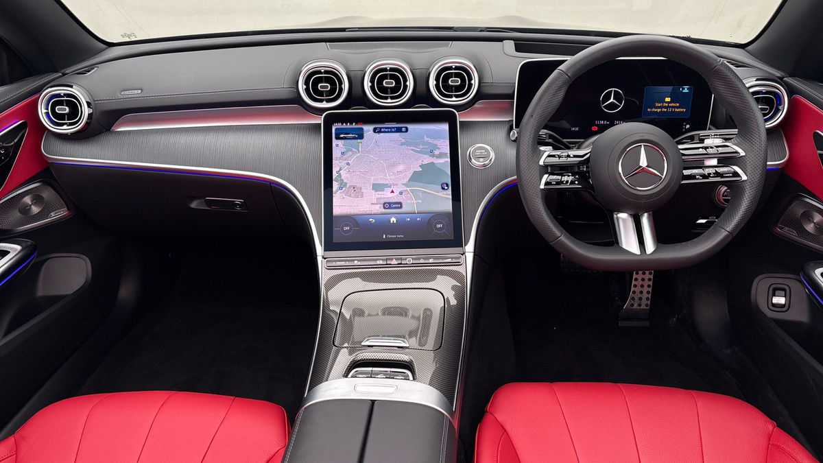 2025 Mercedes-Benz CLE 2.0 CLE220d MHEV AMG Line (Premium Plus) Cabriolet
