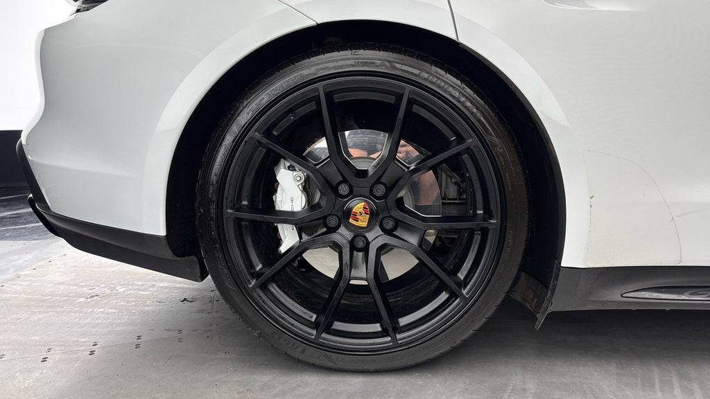 2023 Porsche Taycan Performance Plus 93.4kWh GTS Saloon